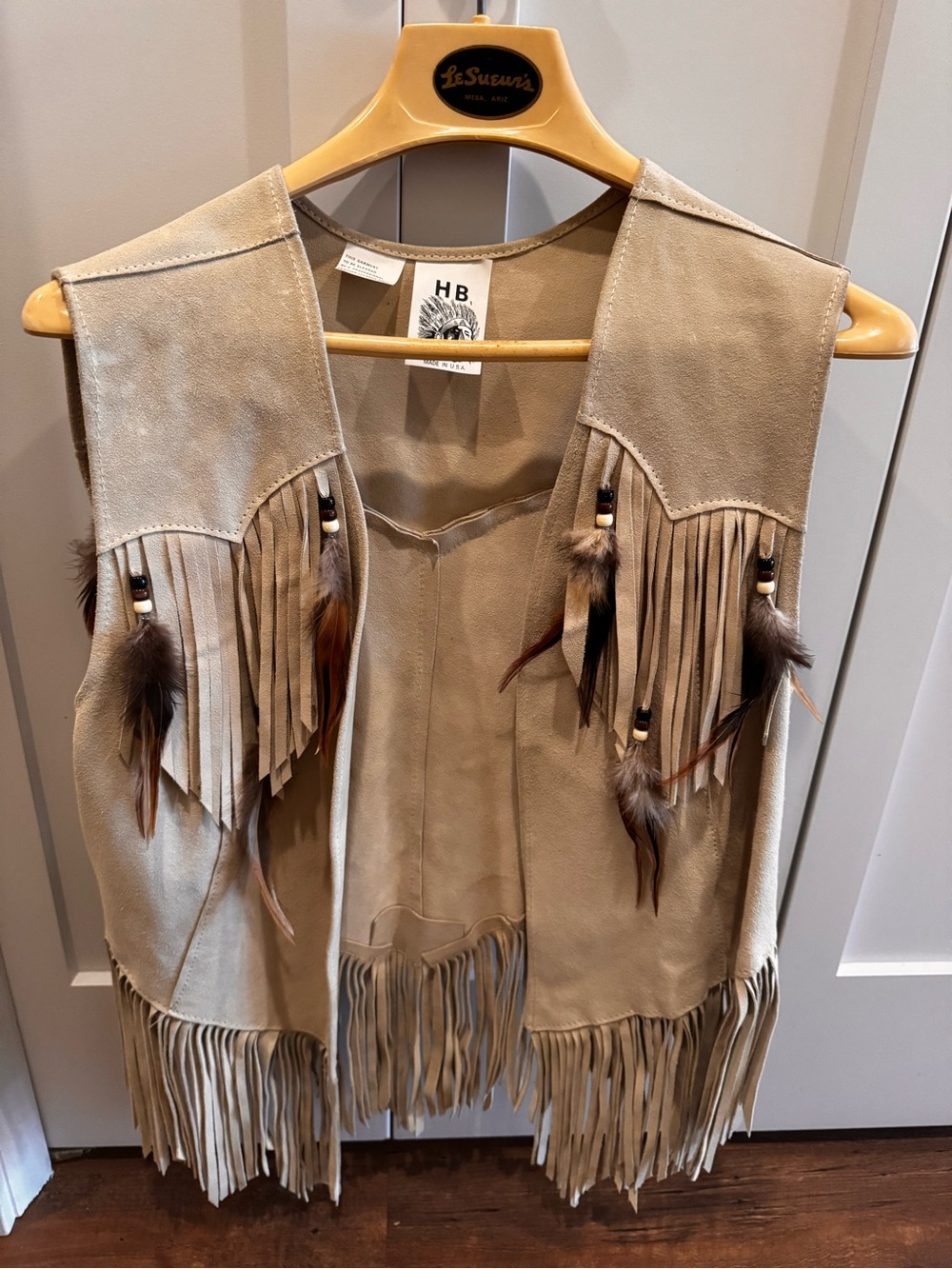 WESTERN NATIVE AMERICAN HB Suede Fringe Vest with Feather Beads - Taupe